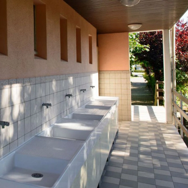 Sanitaires et laverie